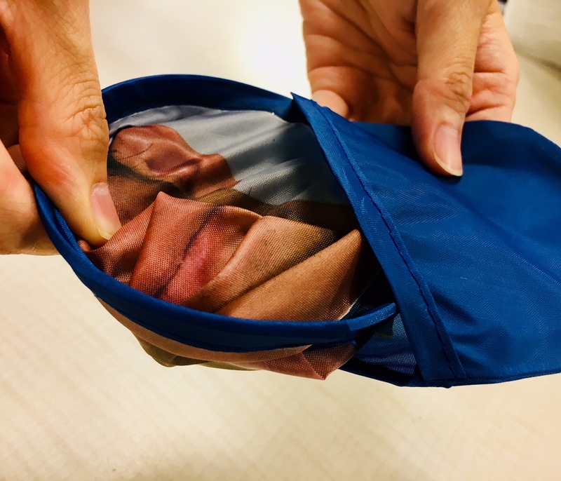 【プレイヤーズミニうちわ】
・全選手対応のミニうちわ！
暑くなってきたこの時期、観戦にもうちわは必須ですね。
選手たちの笑顔で涼んでください。
そしてこのうちわ、コンパクトに畳めちゃうんです！
持ち運びにも便利ですよ♪
■サイズ：25×25センチ
■価格：600円
■販売場所：ファンエリア内グッズ売店＜※ホームゴール裏グッズ売店での販売はございません＞