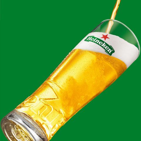 【ハイネケンドラフト（生）】
・オランダのラガービールです。対戦チームカラーになります。
■価格：600円
■販売場所：18diners(ファンエリア)