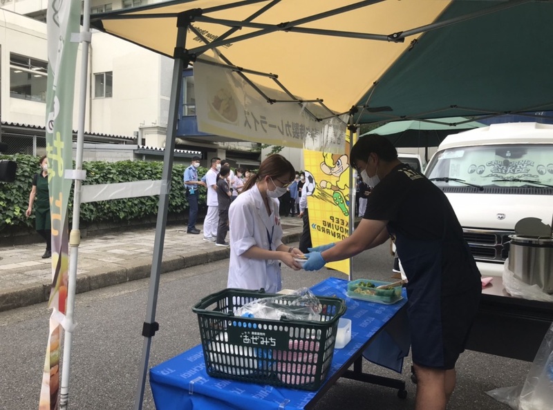 当日は多くの医療従事者の皆さんの笑顔を見ることができました。