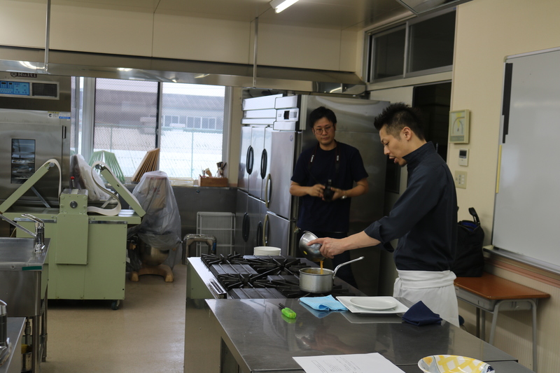 そのあと選手は3グループに分かれて、実践スタート！
