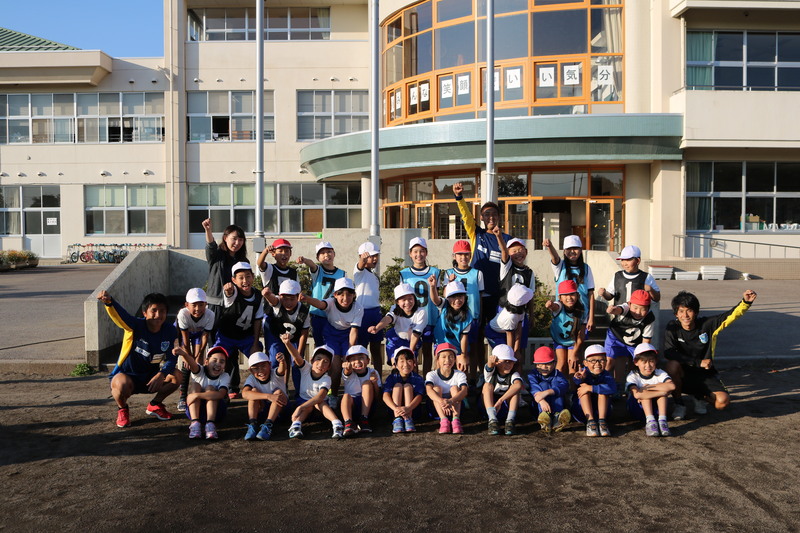 ＜ゆめプロジェクトとは＞
 栃木サッカークラブの社会貢献活動の一環として、選手・スタッフが学校において講話や実技を行い、スポーツを通じてこどもたちとの交流を図ることにより、子ども達の心身の健全な発達に対して積極的に関与・貢献していくことを目的としています。