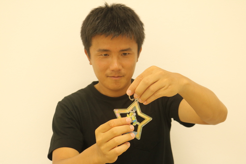 こちらは仙石廉選手が紹介してくれました！
  
その名の通り、中のトッキーがゆらゆらと揺れるキーホルダーです！
