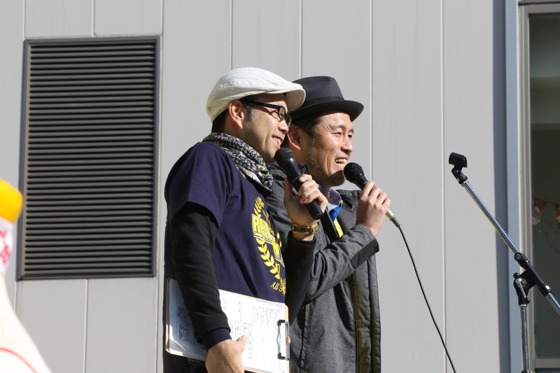 スタジアムDJを務めているDJテツさんと、栃木SC公式応援リポーターのインスタントジョンソン スギ。さん、お馴染みのこのおふたりが進行&会場の盛り上げを行ってくれました!