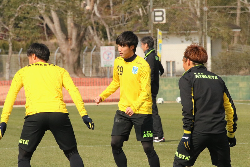フィールドプレイヤーも１０日、１１日に控えるトレーニングマッチ向けて調整を行いました。本日は午前のみのトレーニングとなり、午後はそれぞれで休息の時間に充てたり、散歩に出かけてみたりとそれぞれの時間を過ごしたようです。