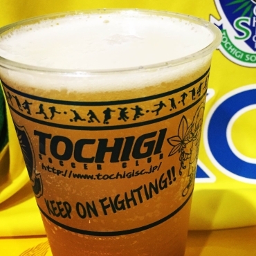 【夏みかんドラフトサワー】
・夏みかんは山口県長門市青海島が原産。スッキリ爽快。
■価格:450円 ※ノンアルコールあります 400円
■販売場所:18diners(ファンエリア)