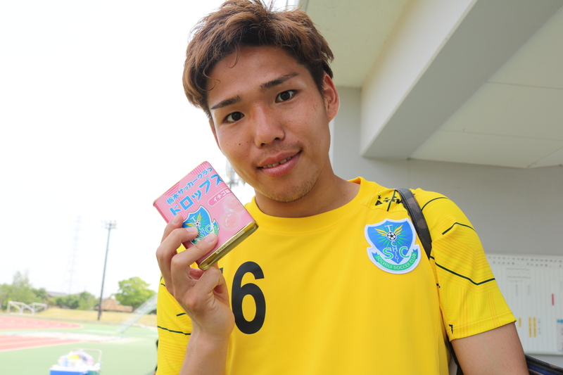 まずは榊選手が【ドロップス】を紹介してくれました！イチゴ味が新登場♪