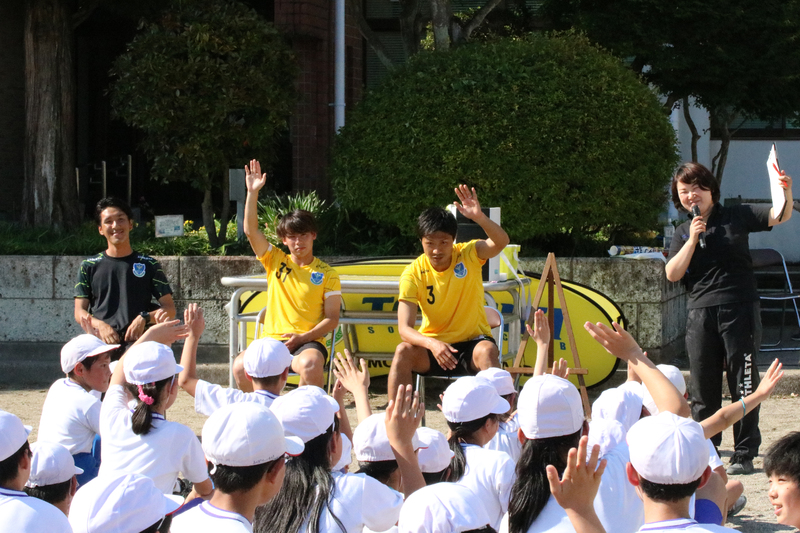 みんな元気よく手を上げて質問をしてくれました!