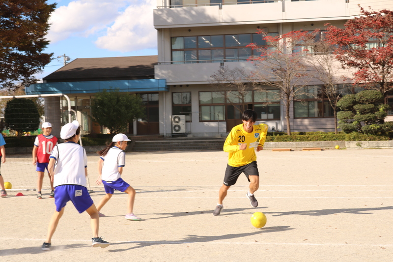 その後の子供たちから選手に質問をするコーナーでは、選手が「子供のうちはとにかく自分の好きなことを全力で楽しもう」と伝えていました。