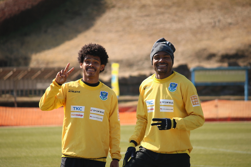 ヴィニシウス選手とヘニキ選手も良い笑顔です(^O^)！