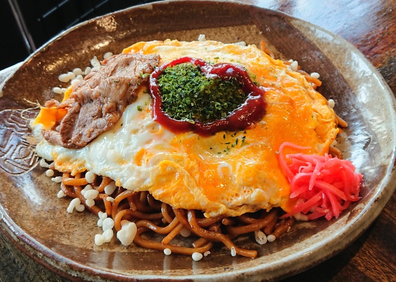 【メガ盛り豚焼きそば】
・あなたはこのメガ盛りを食べきれるか⁉
■価格:700円
■店舗:プロフィール(ファンエリア)