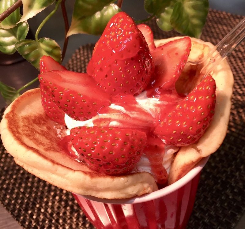 【Wダブルいちごパンケーキ】食数限定!
・とちおとめ苺&いちごソースのSpecial❤Sweets!
■価格:600円
■販売場所:ビクトリーステーキ(ファンエリア)
