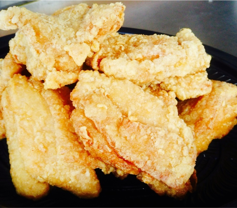 【鶏の唐揚げ】
・シンプルに醤油、ニンニク、お酒で味付けし食べやすくしています。
■価格:500円
■店舗:ミスターチキン(ファンエリア)
