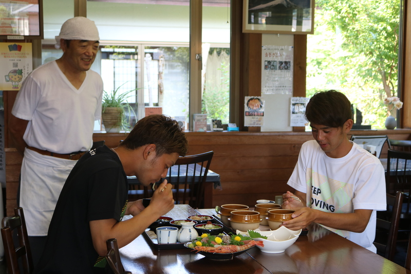 昨年は西谷優希選手＆和希選手もクチコミ協力させていただきました！栃木SCサポーターの皆さんも、ぜひご協力をお願いします！
