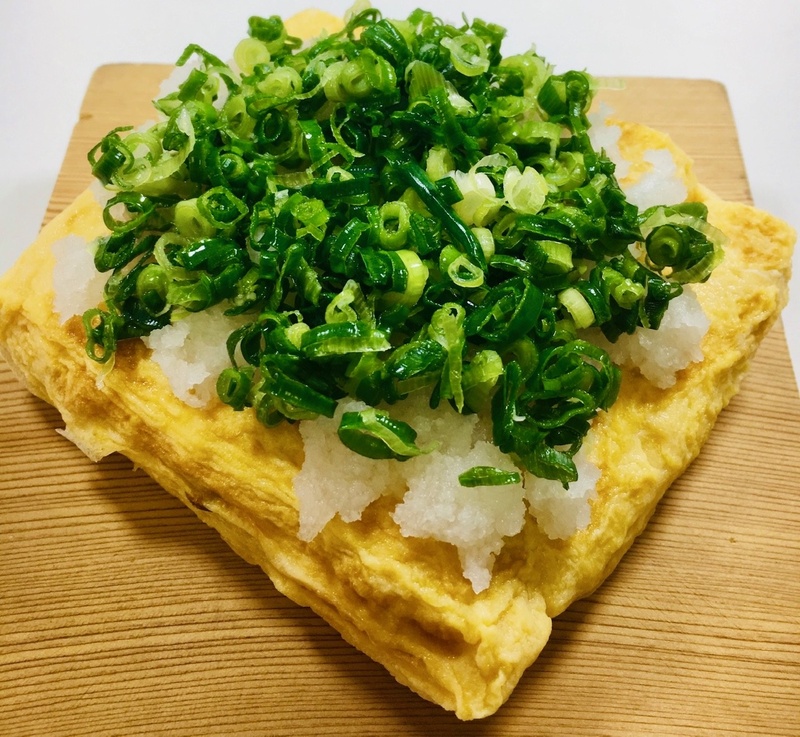【ネギおろし】
・東京ヴェルディのチームカラー緑をイメージしました!ダシ醤油の玉子焼きに大根おろしと刻み青ネギがたっぷりとかけてあります。ビールとの相性抜群です!
■価格:600円
■販売店舗:玉子屋てっちゃん(ファンエリア)