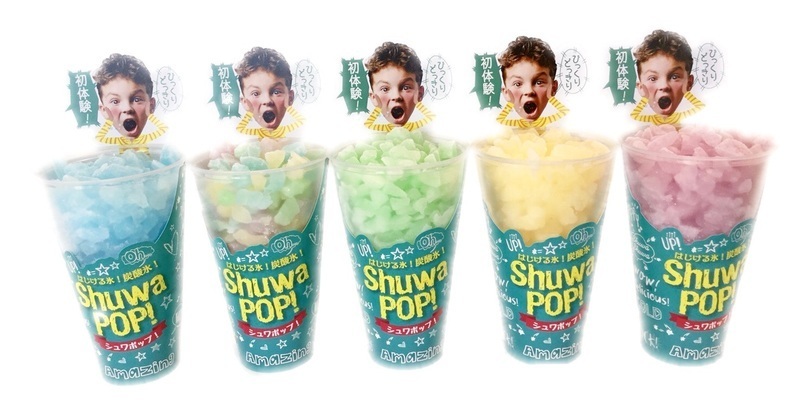 【炭酸氷シュワポップ】
・氷に炭酸水を閉じ込めた世界初の新感覚の炭酸氷。口に入れるとシュワッとはじける炭酸が広がり、爽快感満点の食感です！
■価格：500円
■販売店舗：サンドウィッチカフェDream(メインスタンド下)
※こちらはメインスタンド下エリアでの販売につき、SS指定席、ウイングシート、S自由席のチケットがないとご購入頂けません。