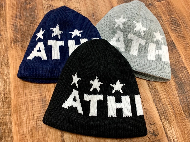 【アスレタニットキャップ】
・3色展開のニットキャップは、プレイべートでも重宝する防寒アイテム。
■価格:2,750円(大人)、2,530円(子ども)
■販売場所:ファンエリア内グッズ売店、ホームゴール裏グッズ売店