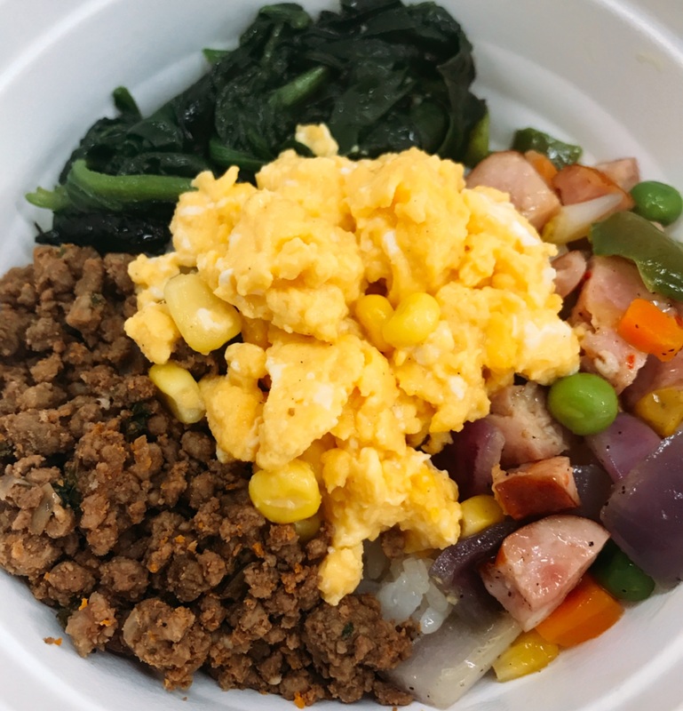 <p><strong>【ヴィトリア丼】</strong></p><br><p>・ポルトガル語で