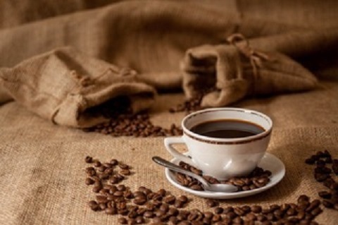 <p></p><p><strong>【栃木SCブレンドコーヒー】</strong></p><br><p>・本格的アフリカ豆専門店の味をぜひ味わってください！</p><br><p>※写真はイメージです。</p><br><p><br></p><br><p>■価格：400円</p><br><p>■販売店舗：あおぞら珈琲(場外エリア)</p><p><br></p><p><br></p>